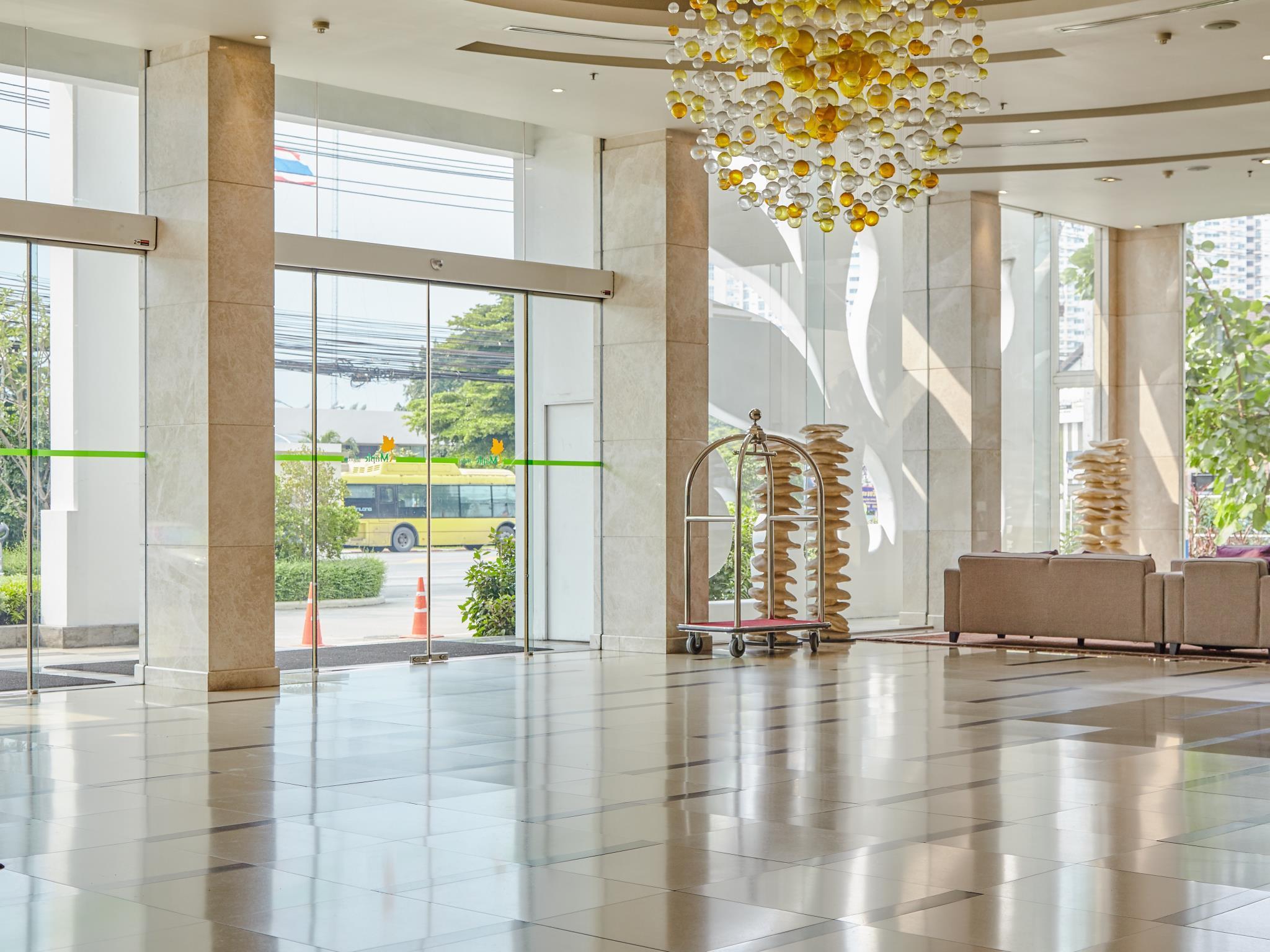Maple Hotel Bangkok Exterior photo