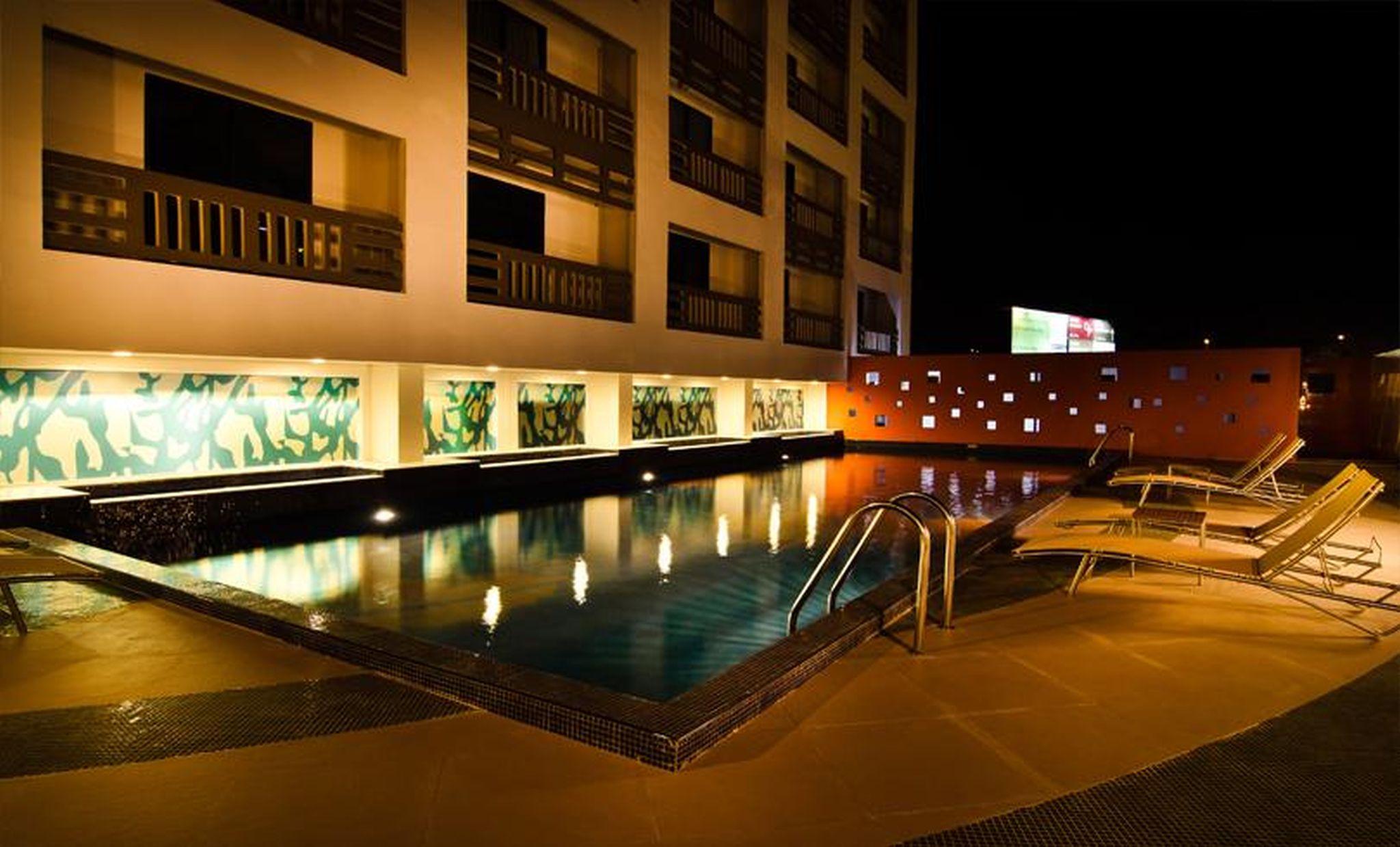 Maple Hotel Bangkok Exterior photo